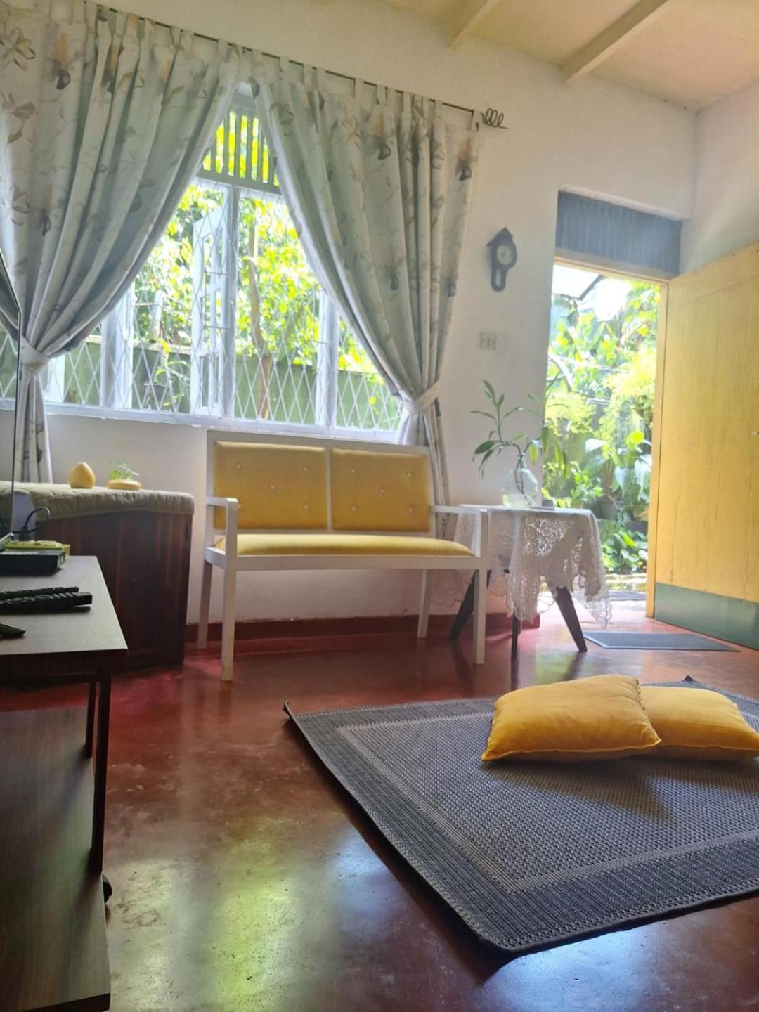 Idor Holidays Sri Jayewardenepura Kotte Extérieur photo